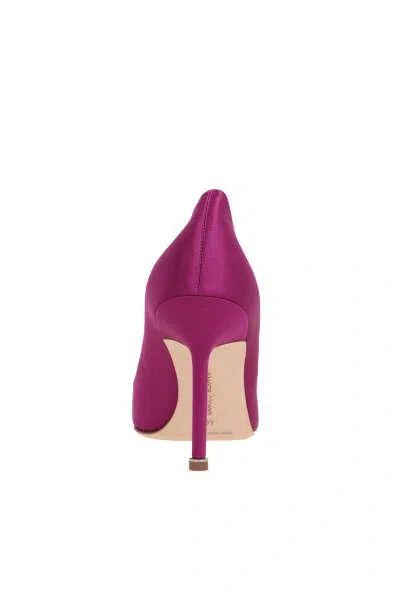 Manolo Blahnik Hankishi Bckle Embellished Pumps In Dark Pink
