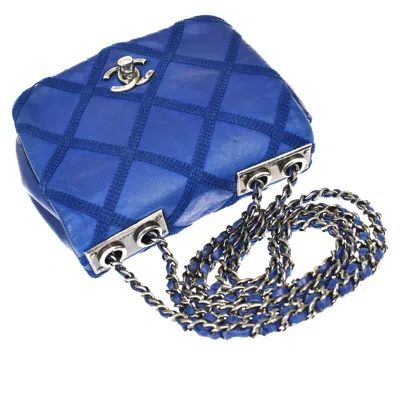 Pre-owned Chanel Matelassé Blue Leather Shoulder Bag ()