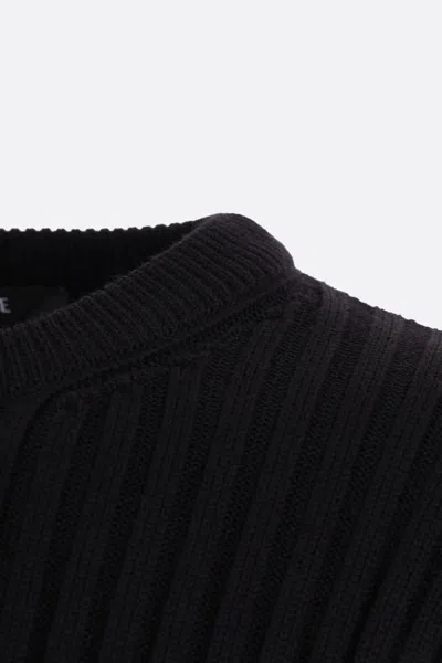 Versace Maglia Girocollo Buckle Look Sfilata In Black