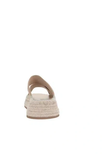 Shop Chloé Chloè Sandals In Frosted Almond