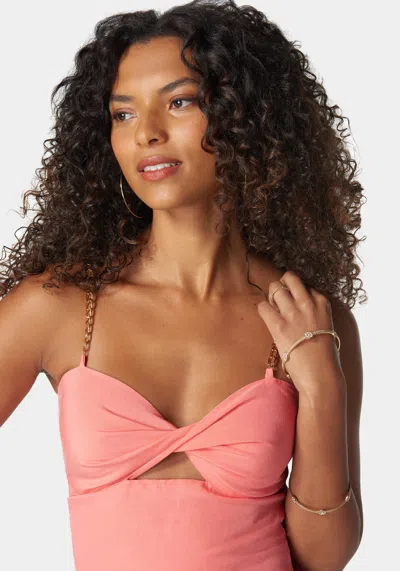 Bebe Adjustable Chain Strap Twisted Front Top In Georgia Peach