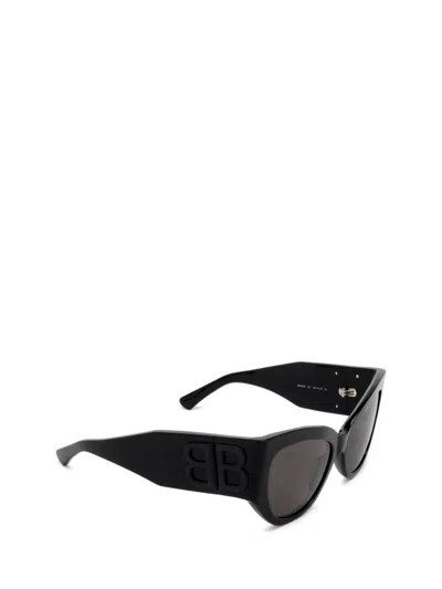 Shop Balenciaga Sunglasses In Black