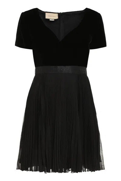 Shop Gucci Pleated Skirt Dress In Black