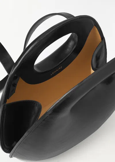 Lemaire Egg Leather Shoulder Bag In Black
