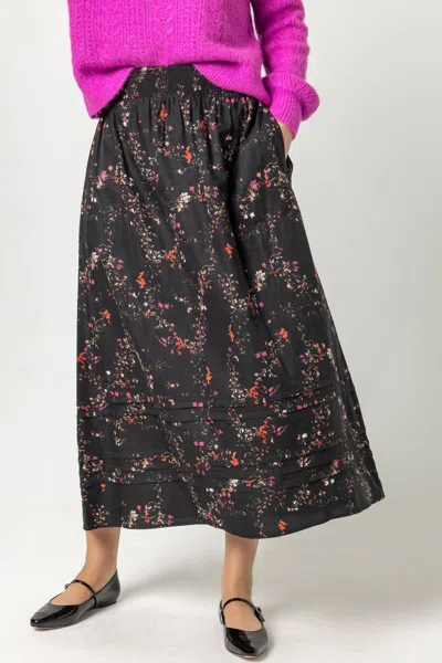 Lilla P Printed Woven Pleated Hem Skirt In Black Floral In Black