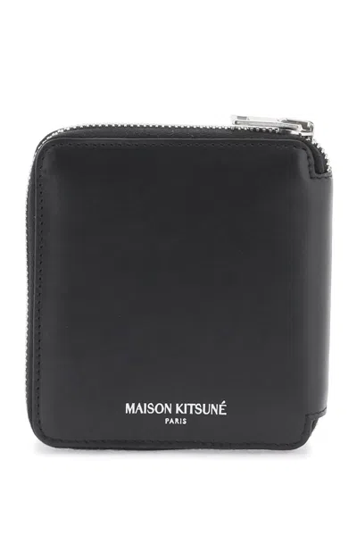 Shop Maison Kitsuné Maison Kitsune Fox Head Zip Around Wallet Portfolio In 黑色的