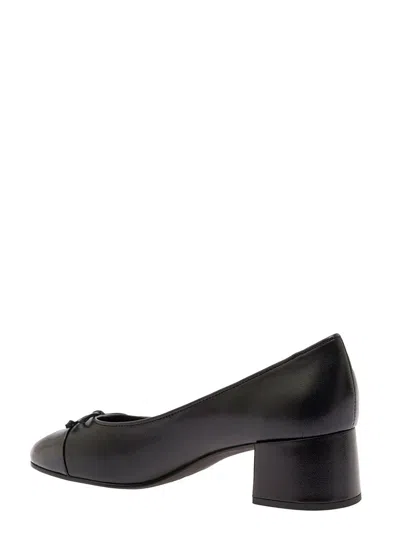 Shop Tory Burch Black Pumps With Bow And Logo Detail In Leather Woman