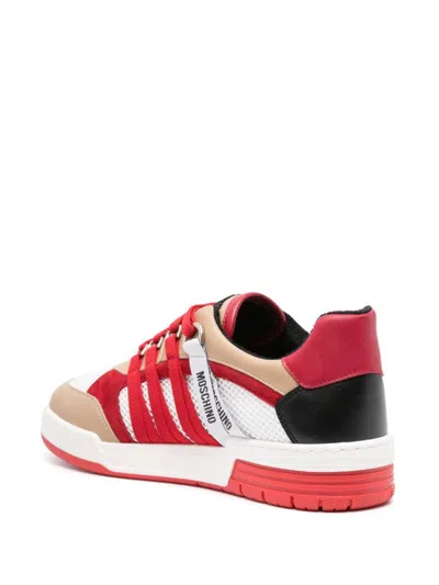 Shop Moschino Sneakers In Rouge