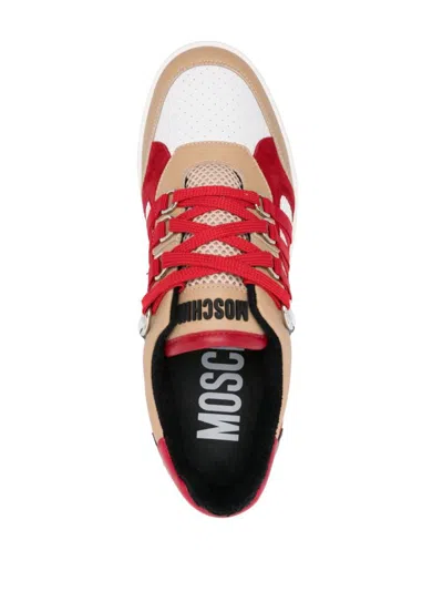 Shop Moschino Sneakers In Rouge
