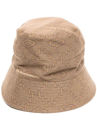 White Mountaineering Logo-patch Bucket Hat