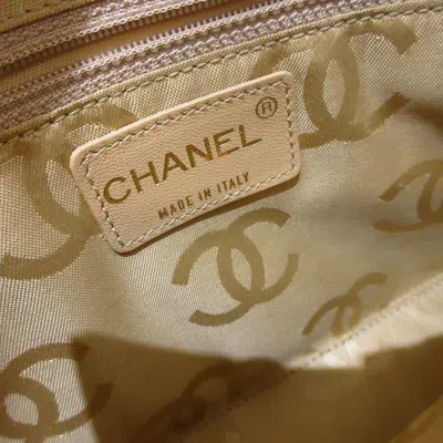 Pre-owned Chanel Chocolate Bar Brown Patent Leather Shoulder Bag ()