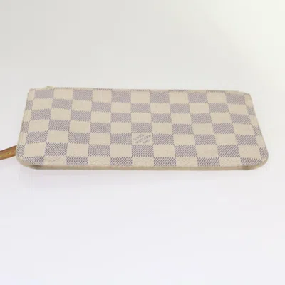 Pre-owned Louis Vuitton Neverfull Pouch White Canvas Clutch Bag ()