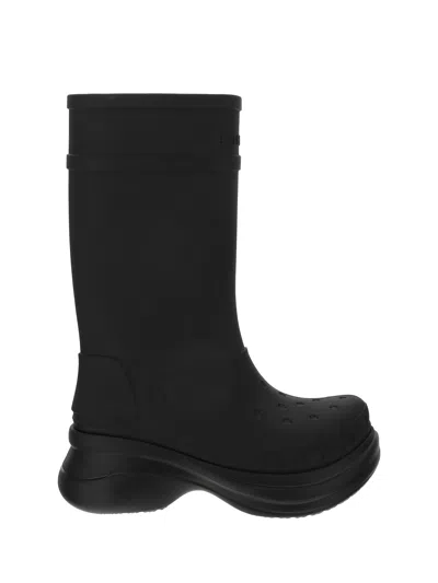 Shop Balenciaga Men Boots In Black