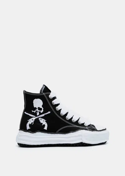 Shop Mastermind Japan Black Skull-print Canvas Sneakers