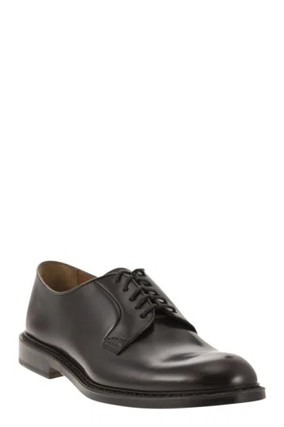 Shop Doucal's Smooth Leather Derby In Brown