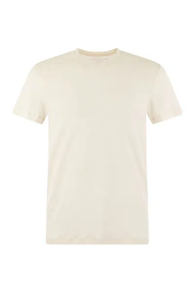 Shop Majestic Filatures Linen Crew-neck T-shirt In Cream