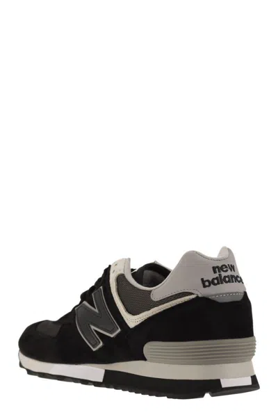 Shop New Balance 576 - Sneakers In Black