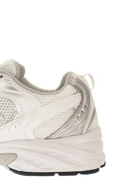 Shop New Balance 530 - Sneakers Lifestyle In White