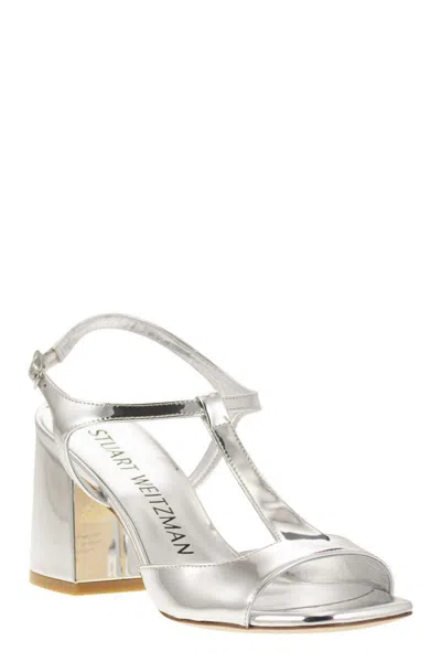Stuart Weitzman Minimalist Flareblock 85 Mirrored Leather T-sandal In Silver