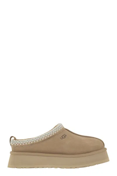 Shop Ugg Tazz - Slippers With Platform In Sand