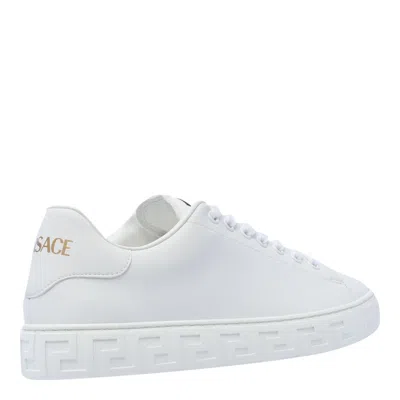 Shop Versace Sneakers In Bianco