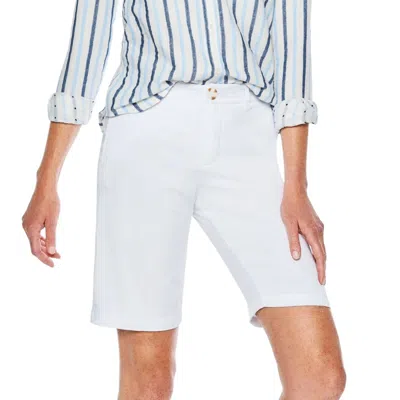 Ecru Nash Slim Bermuda Short In White In White