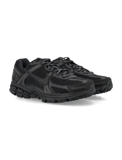 Nike Zoom Vomero 5 "triple Black" Sneakers In Black
