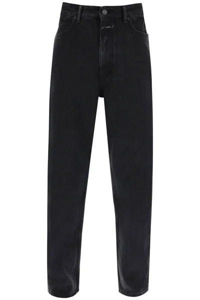 Shop Closed Regular Fit Jeans With Tapered Leg In Nero