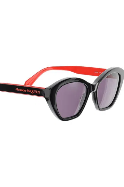 Shop Alexander Mcqueen Two-tone Sunglasses In Nero