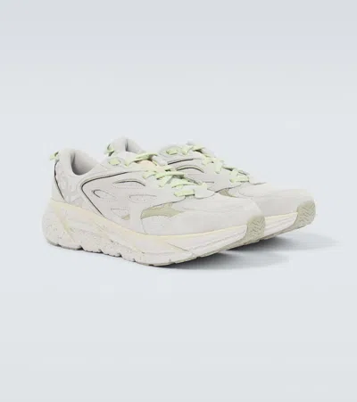Hoka Cliftons Mens Breathable Tie String Athletic And Training Shoes In Grau