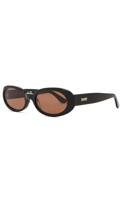 Shop Dmy By Dmy Valentina Sunglasses In Black