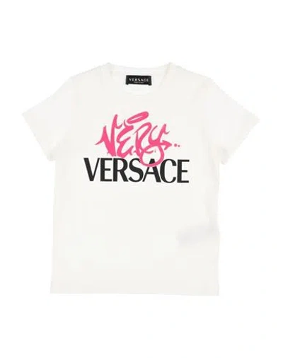 Shop Versace Young Toddler T-shirt White Size 5 Cotton