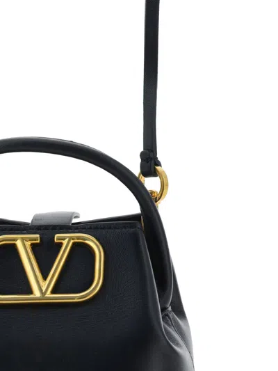 Shop Valentino Garavani Beauty Cases In Nero