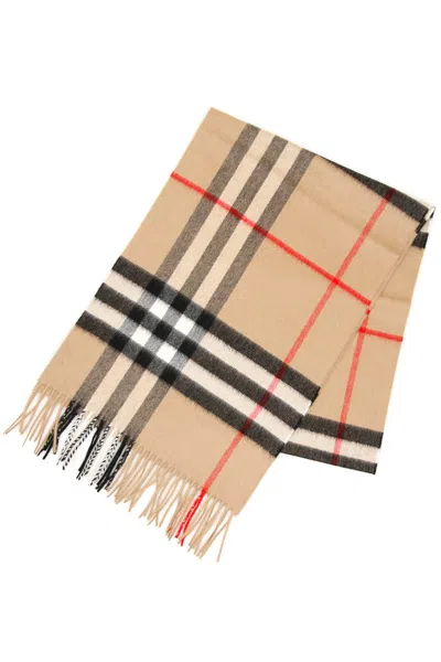 Shop Burberry Giant Check Scarf In Nero