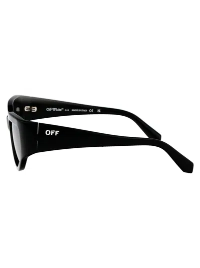 Shop Off-white Sunglasses In 1007 Black