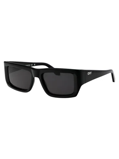 Shop Off-white Sunglasses In 1007 Black