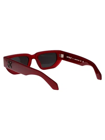 Shop Off-white Sunglasses In 2807 Burgundy