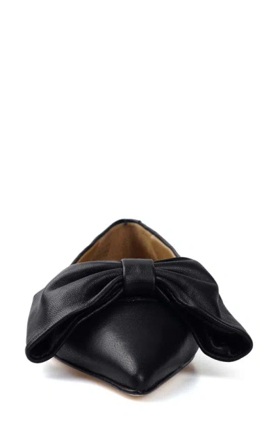 Zigi Manelik Pointed Toe Flat In Black