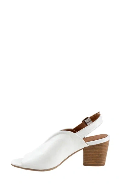 Bueno Clare Slingback Sandal In White