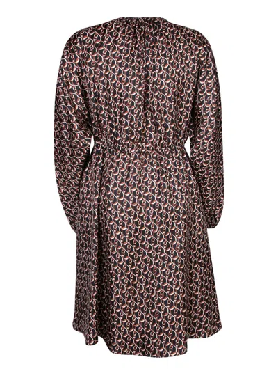 Gucci Interlocking G Chain-print Silk Dress In Black