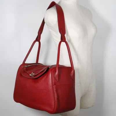 Shop Hermes Hermès Lindy Burgundy Leather Shoulder Bag ()