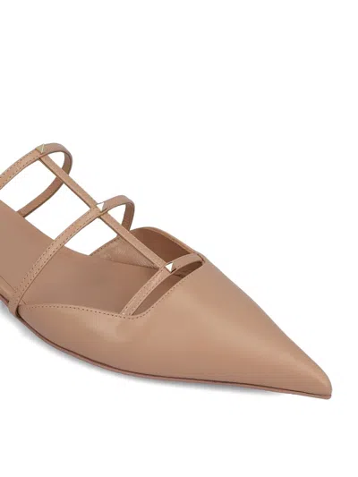 Shop Valentino Garavani Low Shoes In Cannelle Roses.