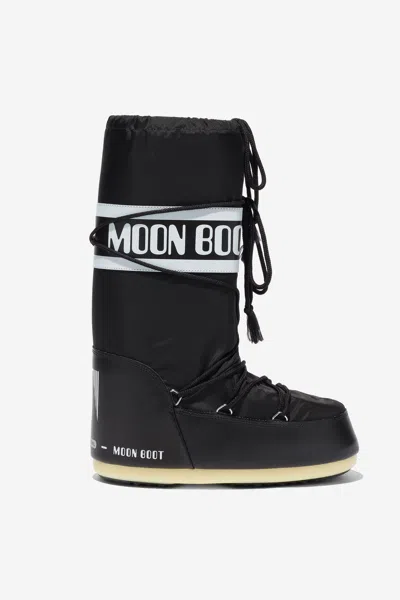 Moon Boot Knee Boots In Black