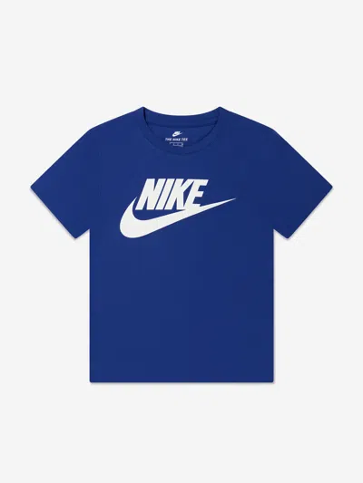 Shop Nike Boys Cotton Jersey Logo T-shirt 5 - 6 Yrs Blue