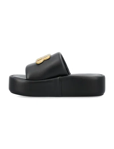 Shop Balenciaga Rise Bb Slides In Black
