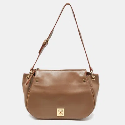Shop Alviero Martini 1a Classe /tan Geo Print Coated Canvas And Leather Zip Hobo In Beige