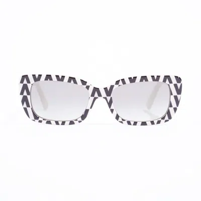 Shop Valentino Rectangular Framed Sunglasses 4096 /acetate In Black