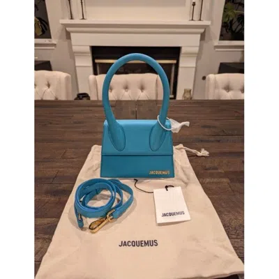 Jacquemus Women Le Chiquito Moyen Blue Leather Shoulder Bag In Blue