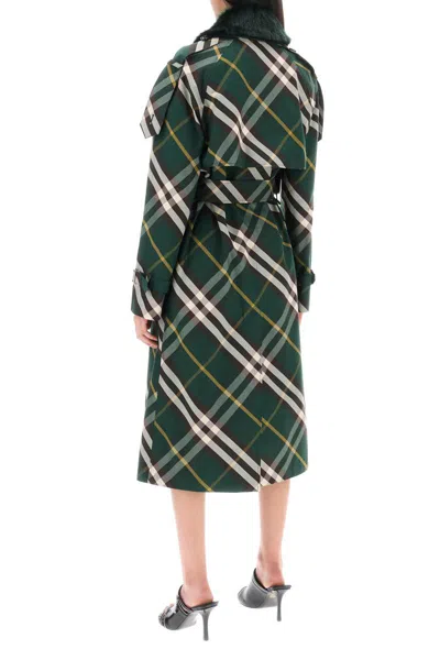 Shop Burberry Kensington Trench Coat With Check Pattern In Verde