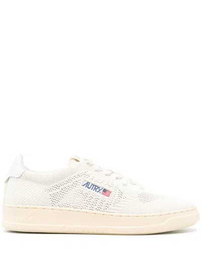 Shop Autry Easeknit Low Man Shoes In Kn08 Wht/ivory